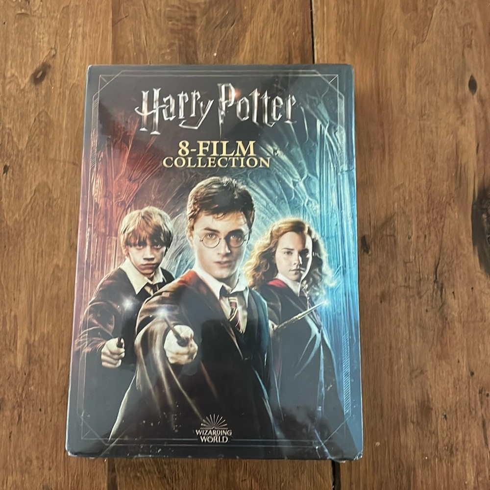 Harry Potter 8 Film DVD Collection. Never opened